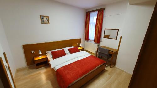 Gallery image of Hotel Zvonimir in Otočac