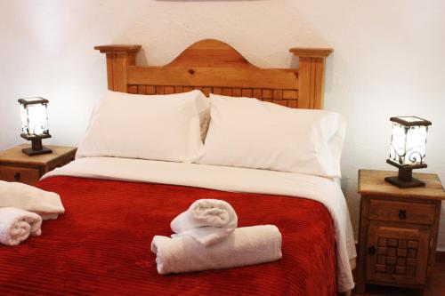 Кровать или кровати в номере Casa Azuela & Valencia Guanajuato Centro
