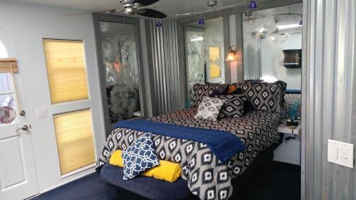 Wikiup Hummingbird Hotel – Photos 2