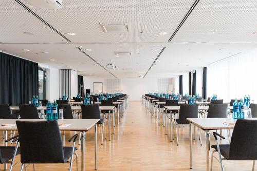 Ресторан / где поесть в JUFA Hotel Hamburg HafenCity