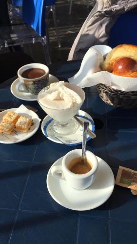 Đồ ăn tại/gần căn hộ