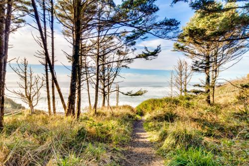 Cozy Cannon Beach Condo – Photos 4