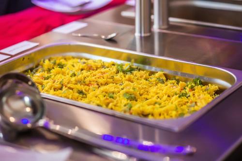 Makanan di atau berdekatan aparthotel ini