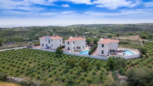 Πισίνα στο ή κοντά στο VILLA VAGGELIS