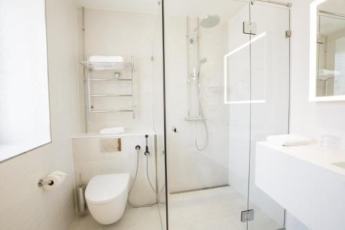 Salle de bains dans l'établissement Hämeenkylän Kartano