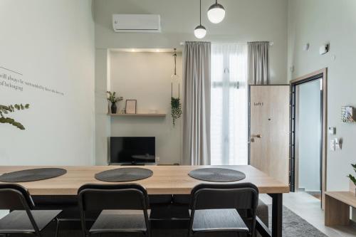 Urban loft I