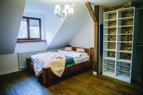 Posteľ alebo postele v izbe v ubytovaní Bednarska 18 - Loft by Homeprime
