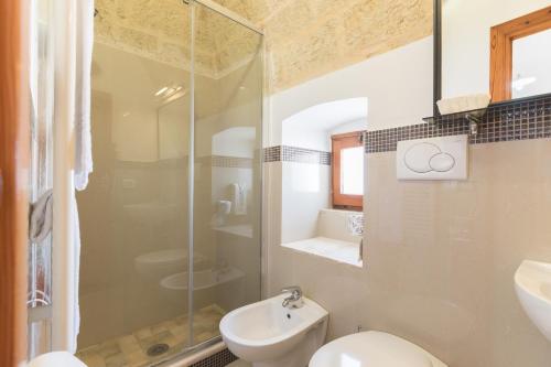 
Ein Badezimmer in der Unterkunft Masseria Sant'Anna
