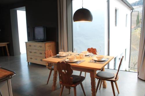 Μια τηλεόραση ή/και κέντρο ψυχαγωγίας στο Herrenhaus am Grübl