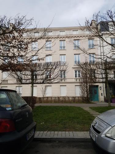 Gallery image of Cosy Apartment Carré Elysée Serris in Serris