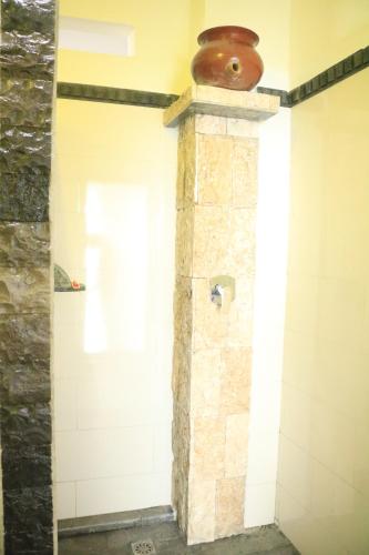Фотография из галереи Alur Beach Homestay в Амеде