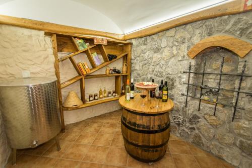 Galeriebild der Unterkunft Vineyard Cottage Vina in Medu in Trebelno