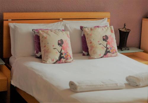 Gallery image of The Waterfront Townhouse Accommodation in Kilkenny