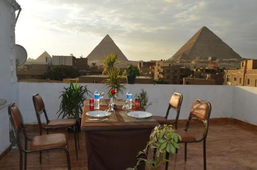 Cozy Studios Pyramids View – Photos 3