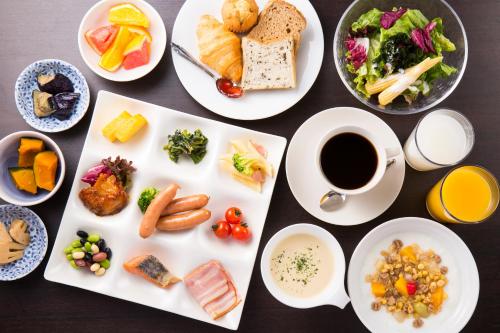 Jídlo v hotelu nebo okolí