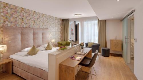 Postel nebo postele na pokoji v ubytování Hotel Moselauen