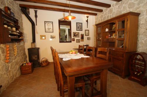 Gallery image of House Dida Mate - cozy house in nature with heated pool in Tučepi