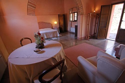 Imagen de la galería de Agriturismo Dei - Villa il Boschetto Luxury suite, en Montepulciano