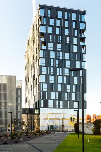 El edificio en el que está el departamento