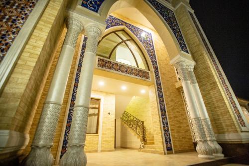 Η πρόσοψη ή η είσοδος του Mirzo Boutique Hotel