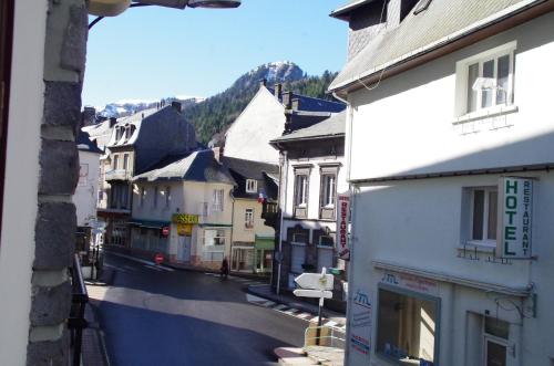 a view of a street in a small town at Ideal Sejour - Le Mont-Dore in Le Mont-Dore