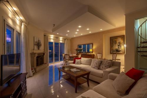 Garitsa Maisonette