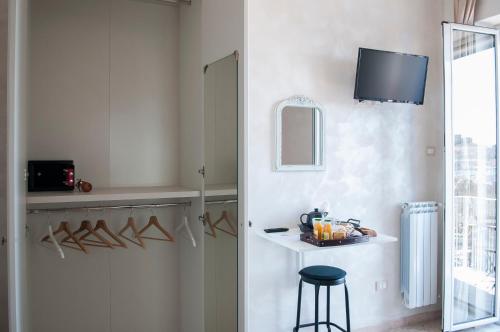 Η κουζίνα ή μικρή κουζίνα στο La dimora di Caboto B&B