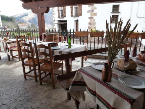 Restaurace v ubytování Hostal Ezkurra