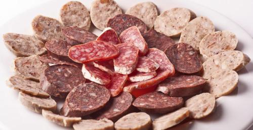 Еда / где поесть недалеко от виллы