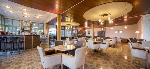 Hotel Hvarにあるレストランまたは飲食店