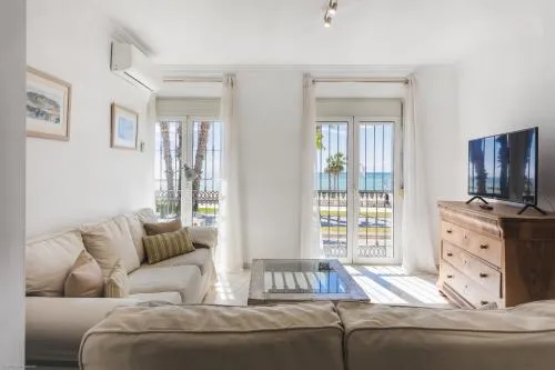 Apartamento con vistas al mar photo 1