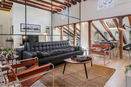 Waou MADRID es MIA - Corta Duración