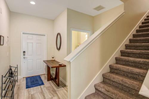 F - New 4 Bedroom Home - 5 Miles to Disney - Free Water Park - Private Pool photo 40