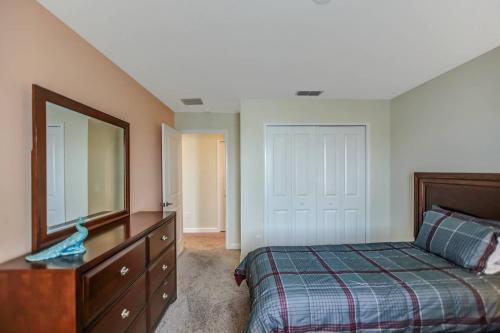 F - New 4 Bedroom Home - 5 Miles to Disney - Free Water Park - Private Pool photo 49