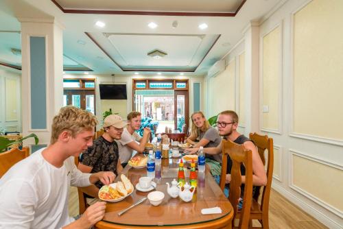 Huéspedes de Phong Phu Villa Hoi An