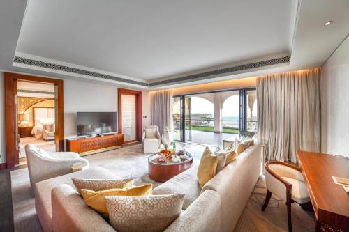 Royal Saray Resort – Photos 2
