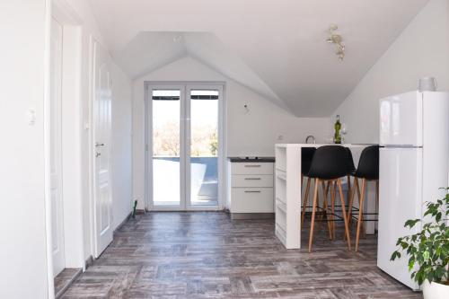 Η κουζίνα ή μικρή κουζίνα στο Apartmani Niko