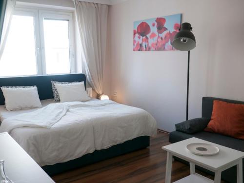 Spacious 2Rooms central area