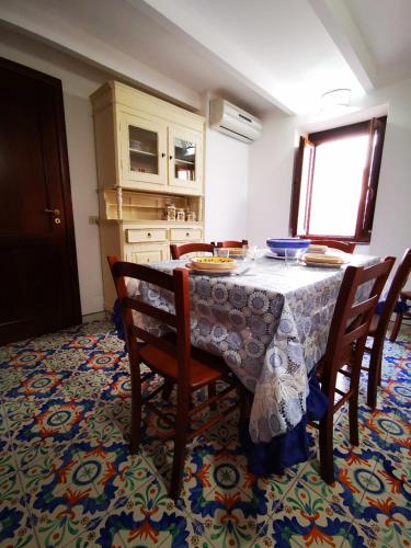 Φωτογραφία από το άλμπουμ του Casa Regina στο Λίπαρι