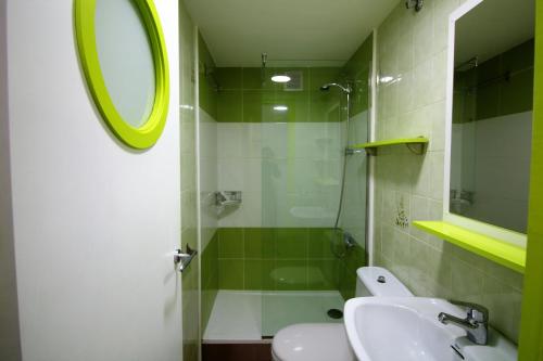 Kylpyhuone majoituspaikassa Global Immo 1034 Montserrat