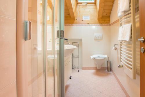 Ένα μπάνιο στο Weingut & Apartments Weitgruber Raffeis