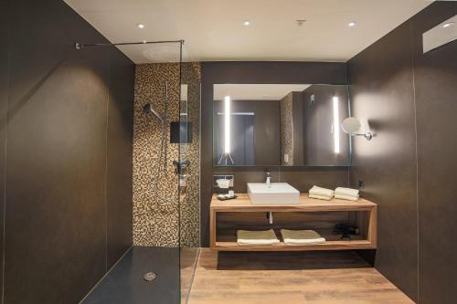 Kupatilo u objektu Self Check-in Hotel von Rotz