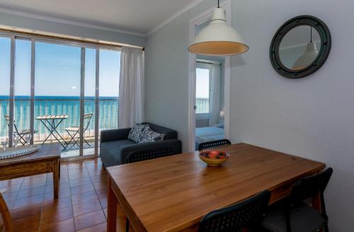 Gallery image of HomeHolidaysRentals Etoile in Calella