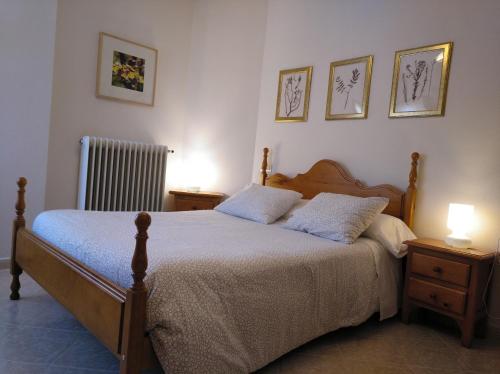 Voodi või voodid majutusasutuse Best Biescas Tourist Home toas