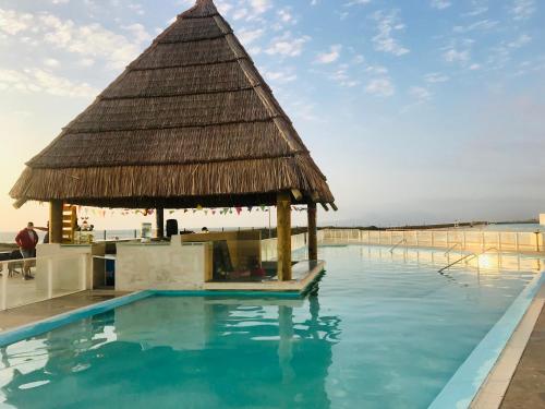 Piscina de la sau aproape de Ensueños en Laguna Del Mar