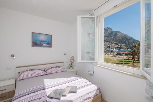 Sandy Beach Apartment