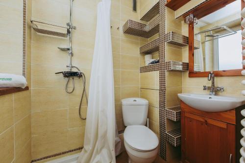 Kylpyhuone majoituspaikassa ShortStayPoland Leszno (B53)