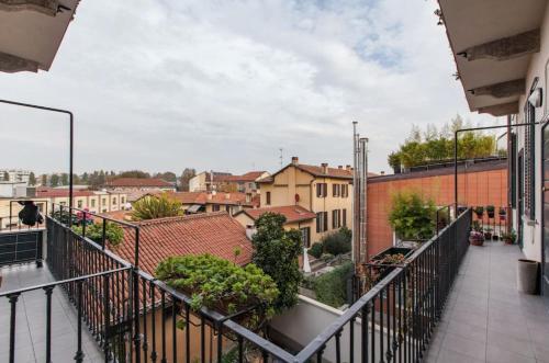 Bilocale vintage anni '50 nel distretto design