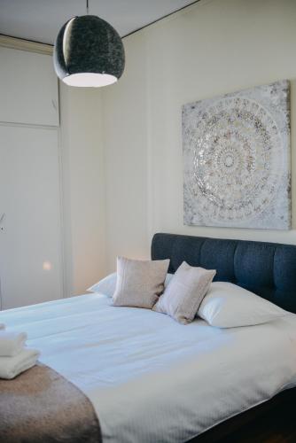 BEST HOUSE, KAPODISTRIOU, PSILA ALONIA