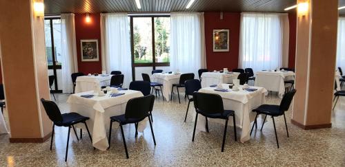 Εστιατόριο ή άλλο μέρος για φαγητό στο Hotel Terme di Castel San Pietro